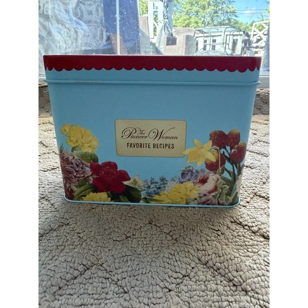 The Pioneer Woman Favorite Recipes Box Cards Dividers Tin Cards